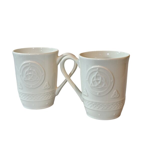 Belleek classic Celtic Mugs - set of two - Picture 8 of 9